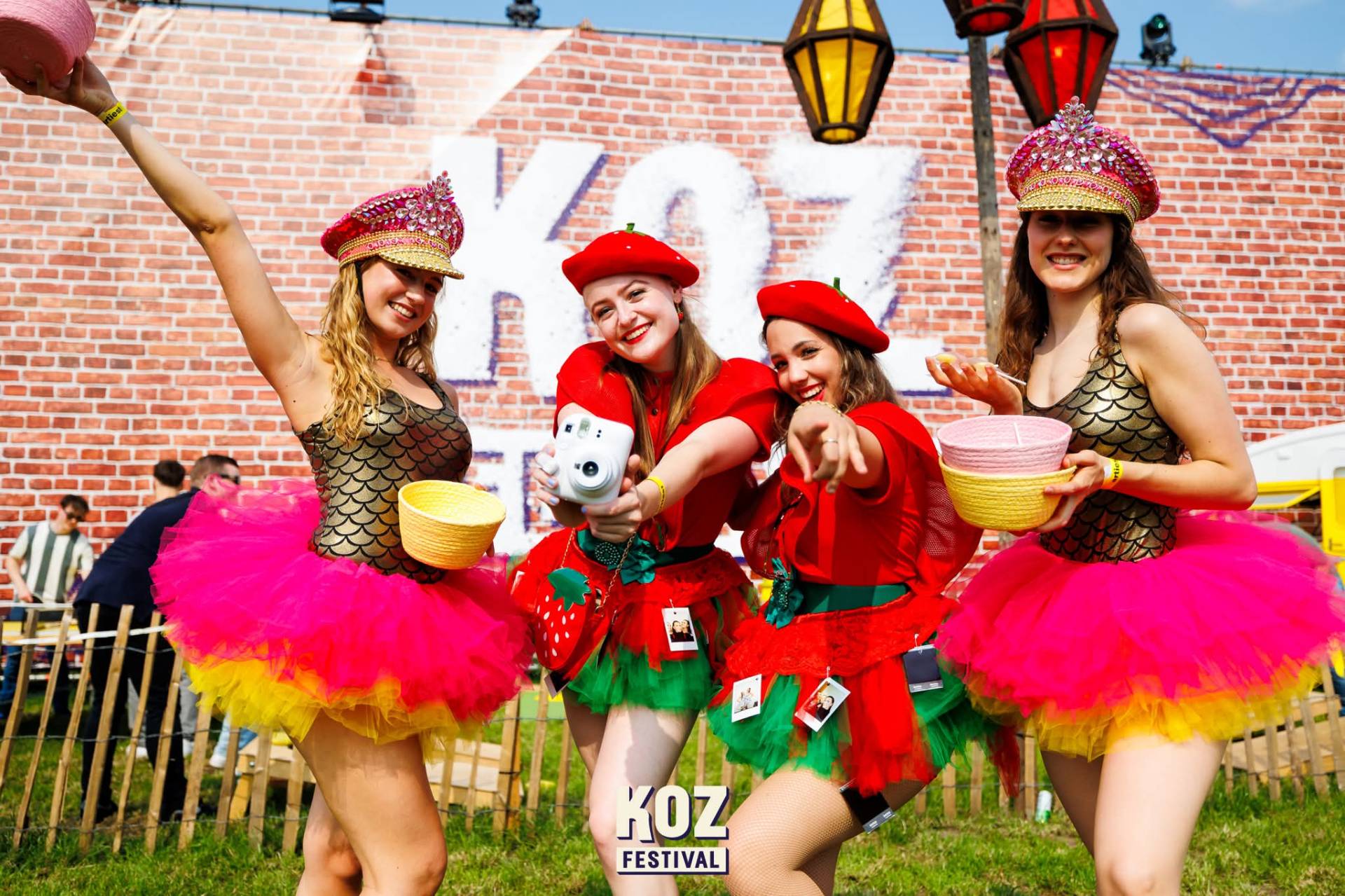Candy Girls en Polaroid Ladies op KOZ Festival